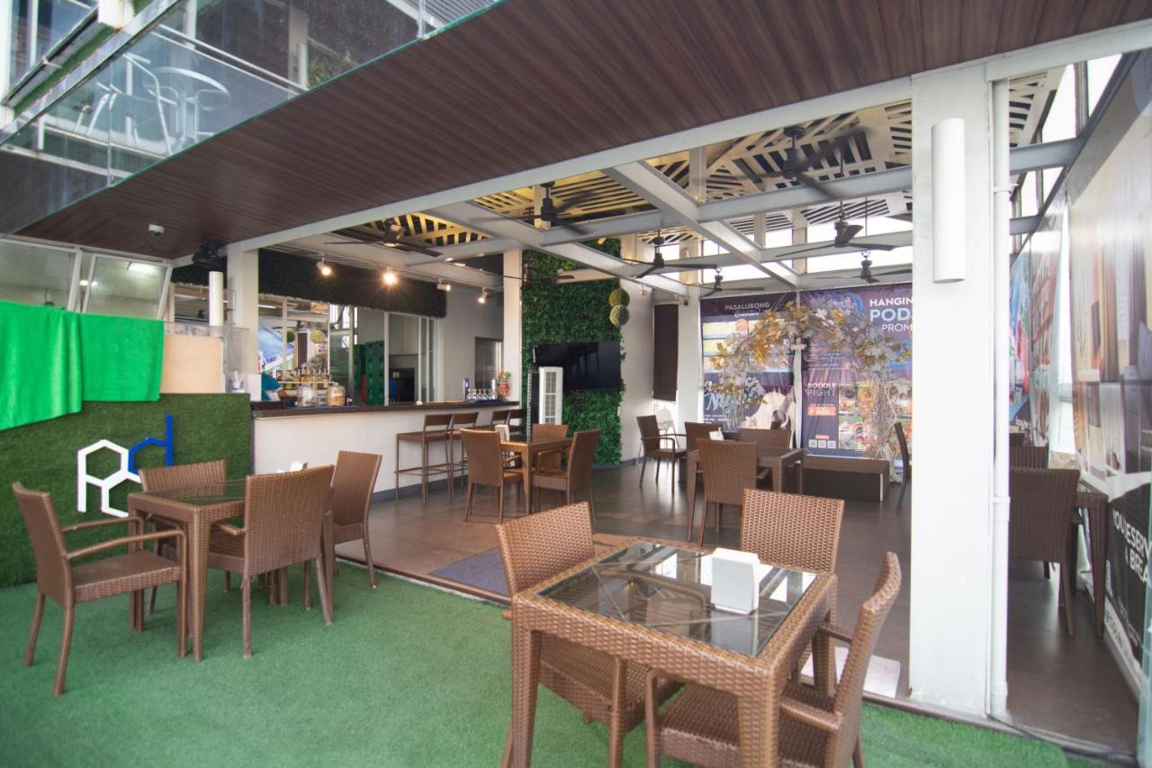 Ark Hostel City Center Manila Pasay Exterior photo